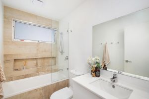 Duplex by the Sea – Rustic Touch